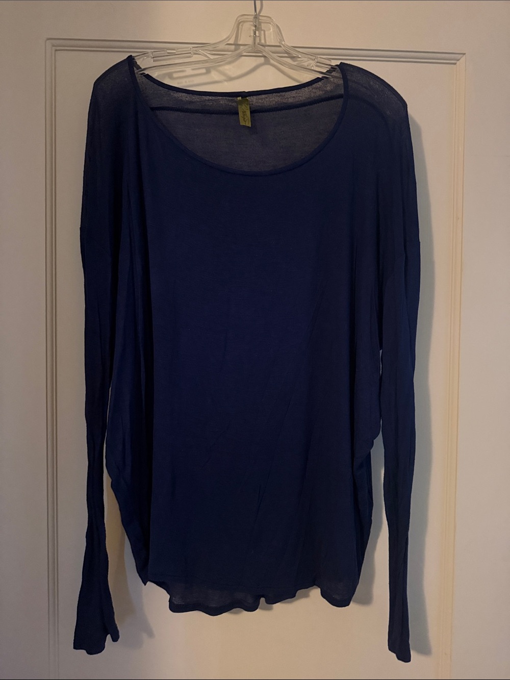 Lightweight Long Sleeve Scoop Neck Top - Navy